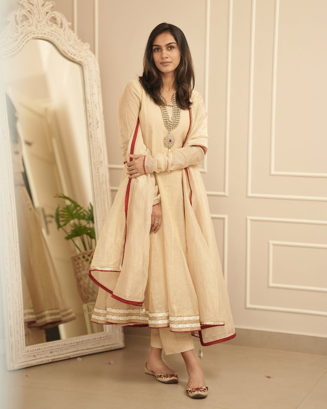 The White Festivewear